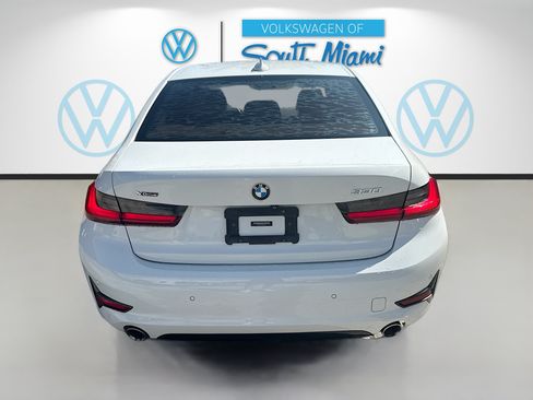 Used 2019 BMW 330i xDrive Sedan w/ Convenience Package AWD/4WD image 6