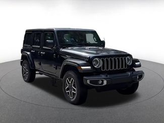Used 2025 Jeep Wrangler Unlimited Sahara AWD/4WD video 2