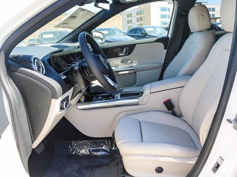 New 2026 Mercedes-Benz GLA 250 4MATIC image 18