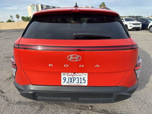 Used 2024 Hyundai Kona SEL FWD image 6