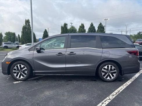 Certified 2025 Honda Odyssey EX-L image 9
