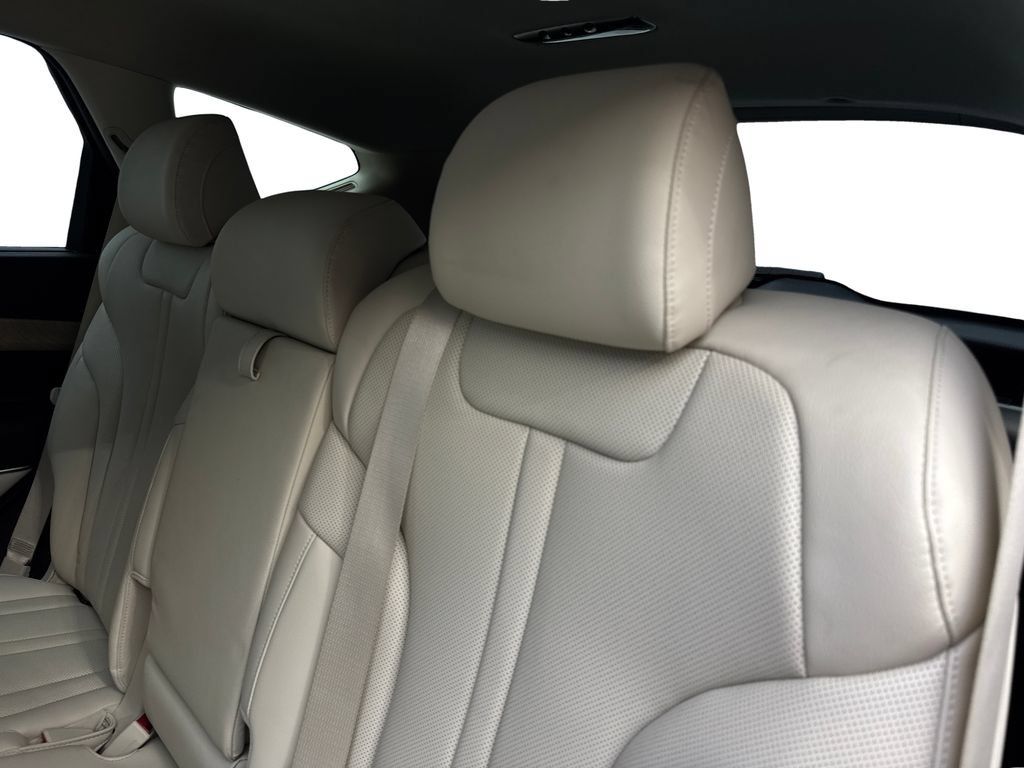 Used 2023 Genesis GV80 3.5T AWD/4WD image 36