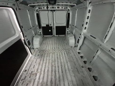 Used 2025 RAM ProMaster 2500 w/ Convenience Group FWD image 20