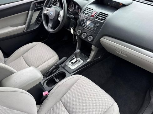 Used 2015 Subaru Forester 2.5i Premium AWD/4WD image 32