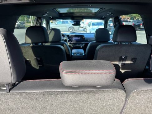 Used 2024 Chevrolet Traverse RS w/ LPO, Floor Liner Package FWD image 14