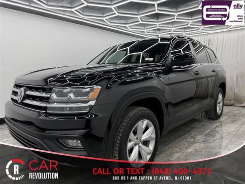 Used 2018 Volkswagen Atlas SE image 3