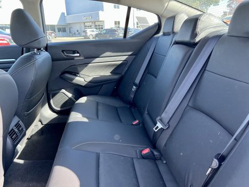 Certified 2025 Nissan Altima 2.5 SL image 32