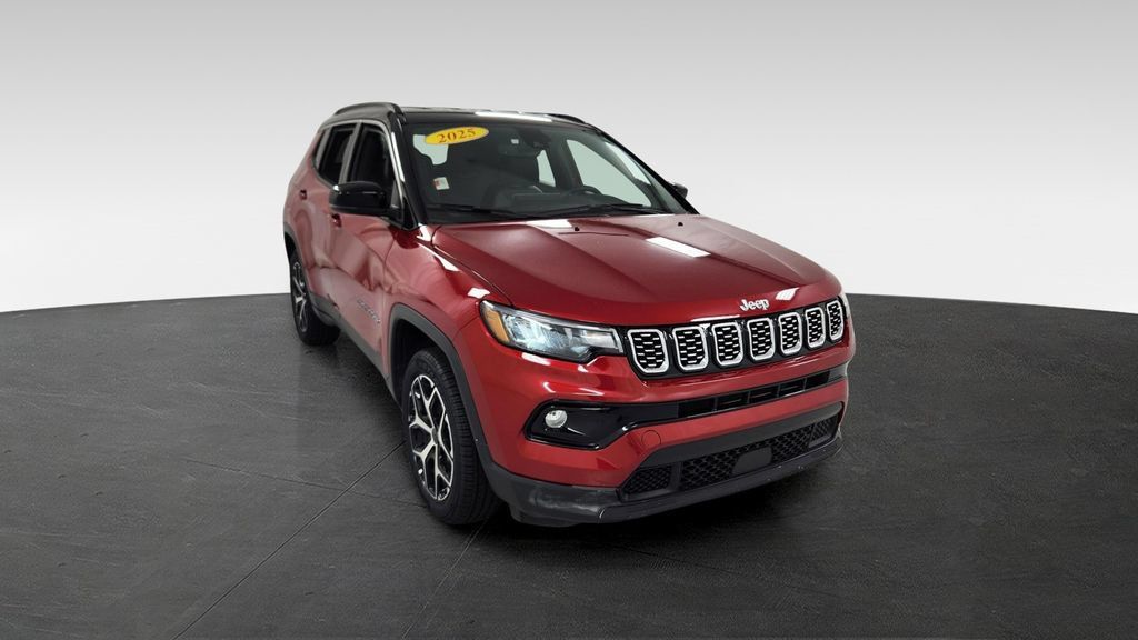 Used 2025 Jeep Compass Limited AWD/4WD image 1