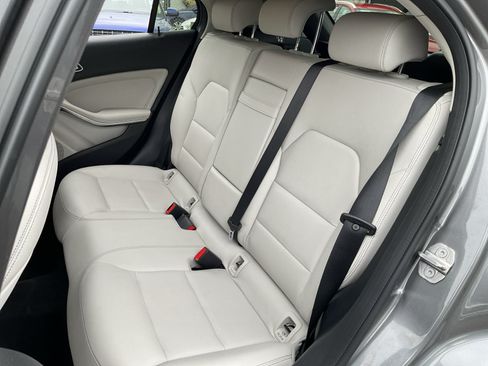 Used 2019 Mercedes-Benz GLA 250 image 19