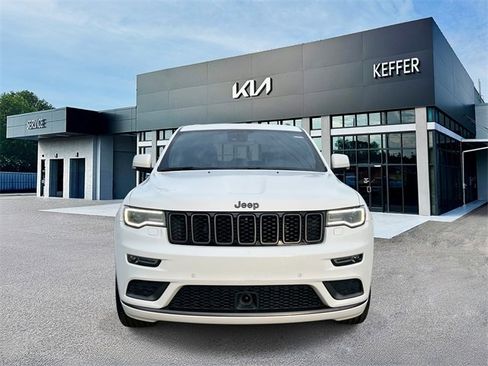 Used 2018 Jeep Grand Cherokee High Altitude image 3