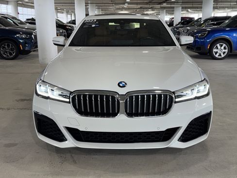 Used 2023 BMW 540i w/ M Sport Package RWD image 3