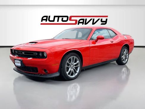Used 2022 Dodge Challenger GT image 3
