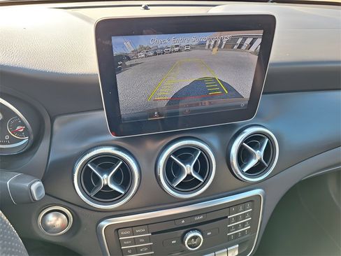 Used 2019 Mercedes-Benz CLA 250 image 20