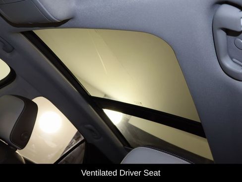 Used 2020 Chevrolet Equinox Premier image 27