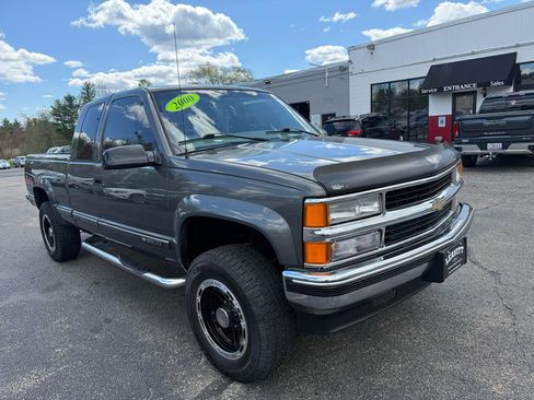 Used 2000 Chevrolet Silverado 2500 4x4 Extended Cab image 14