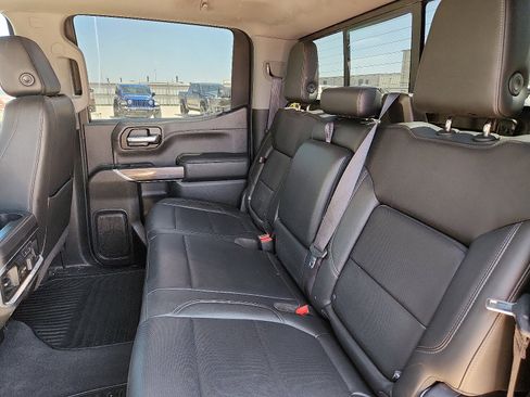 Used 2020 Chevrolet Silverado 1500 LTZ w/ LTZ Premium Package AWD/4WD image 10
