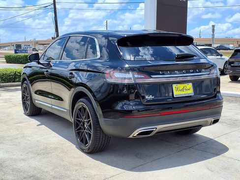 Used 2022 Lincoln Nautilus Reserve w/ Luxury Package FWD image 4