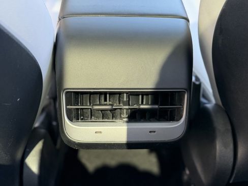 Used 2020 Tesla Model 3 Long Range image 49