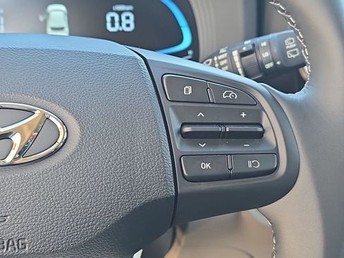 New 2026 Hyundai Venue SEL image 17