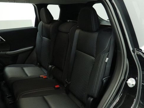 New 2026 Mitsubishi Outlander ES FWD image 24