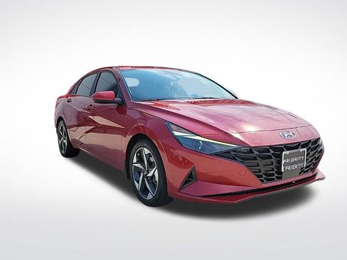 Used 2023 Hyundai Elantra SEL w/ Convenience Package FWD image 6