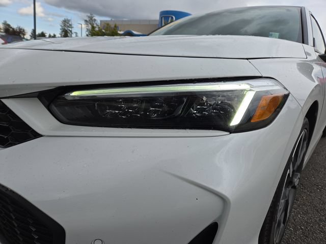 Used 2025 Honda Civic Sport Touring image 7