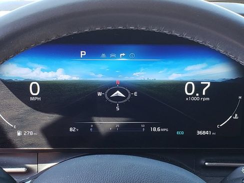 Certified 2024 Kia Carnival SX FWD image 18