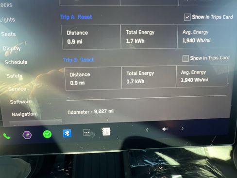Used 2024 Tesla Cybertruck AWD Crew Cab image 17