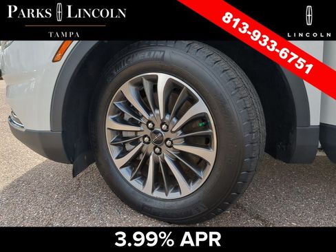 Certified 2022 Lincoln Nautilus Reserve w/ Luxury Package FWD image 33