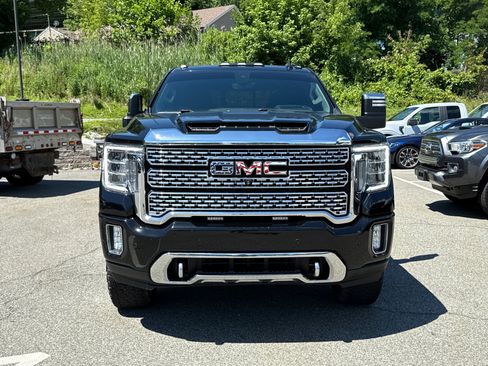 Used 2022 GMC Sierra 2500 Denali w/ Technology Package AWD/4WD image 2