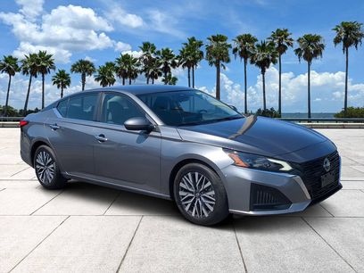 Used 2023 Nissan Altima 2.5 SV
