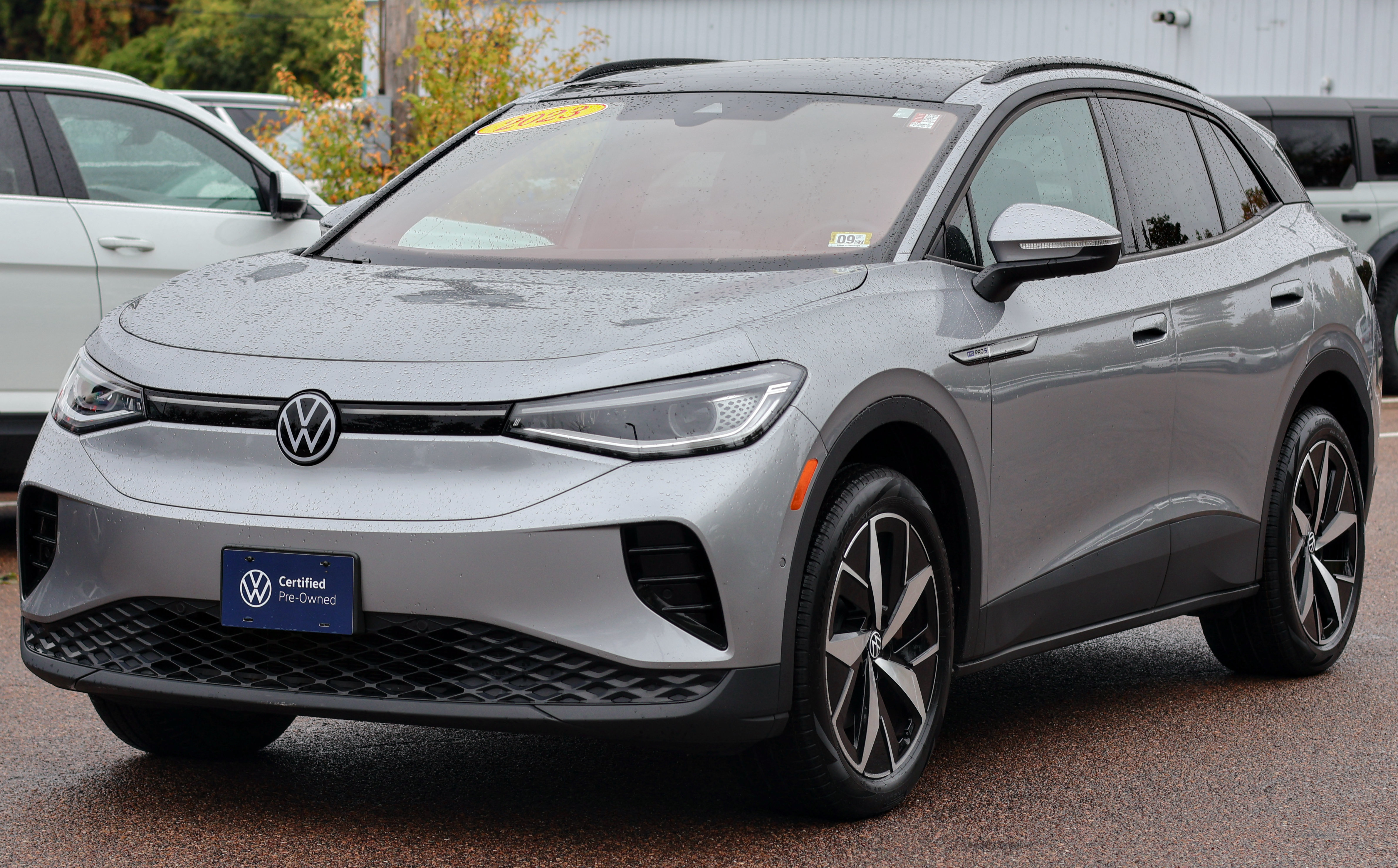 Certified 2023 Volkswagen ID.4 Pro S AWD/4WD image 2