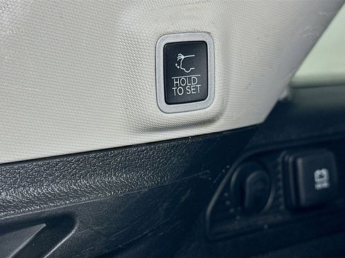 Used 2023 Jeep Grand Cherokee 4WD 4xe w/ Luxury Tech Group II image 31