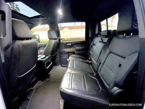 Used 2021 GMC Sierra 2500 Denali w/ Denali Ultimate Package image 19