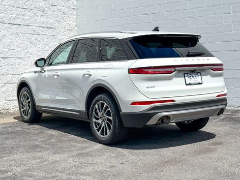 Used 2022 Lincoln Corsair AWD w/ Equipment Group 101A image 6
