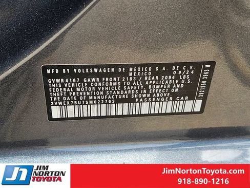 Used 2025 Volkswagen Jetta SE FWD image 33