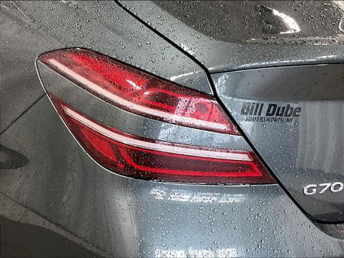 Used 2022 Genesis G70 3.3T w/ Sport Advanced Package AWD/4WD image 32