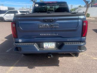 Used 2025 GMC Sierra 3500 Denali Ultimate AWD/4WD video 1