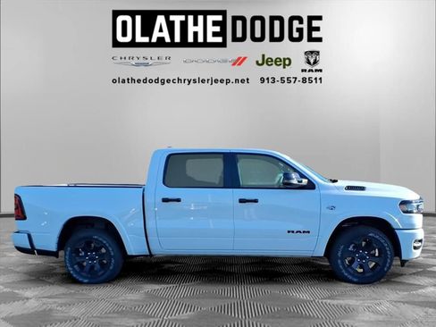 New 2026 RAM 1500 Big Horn AWD/4WD image 7