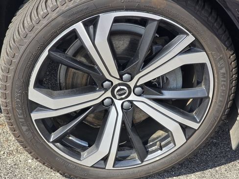 Used 2023 Volvo XC60 T8 Ultimate AWD/4WD image 9
