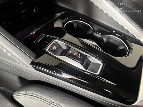 Used 2025 Audi Q5 Prestige AWD/4WD image 30