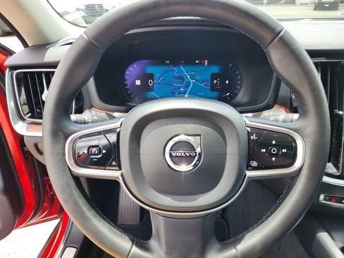 Certified 2024 Volvo S60 B5 Plus AWD/4WD image 20