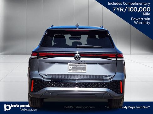 New 2026 Volkswagen Tiguan SE R-Line AWD/4WD image 26