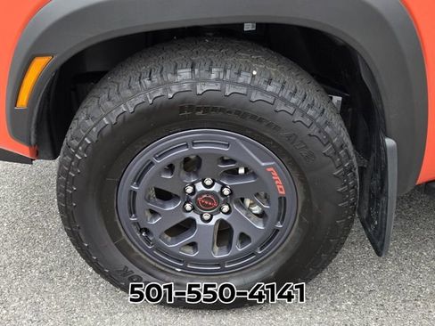 Used 2025 Nissan Frontier PRO-4X AWD/4WD image 18