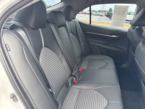 Used 2024 Toyota Camry SE w/ Cold Weather Package FWD image 14