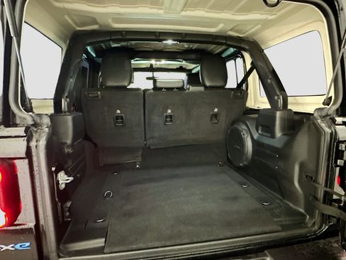 Used 2021 Jeep Wrangler Sahara w/ Cold Weather Group image 30