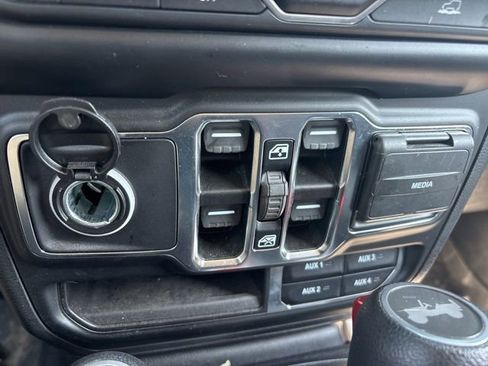 Used 2021 Jeep Wrangler Unlimited Sahara w/ LED Lighting Group image 37