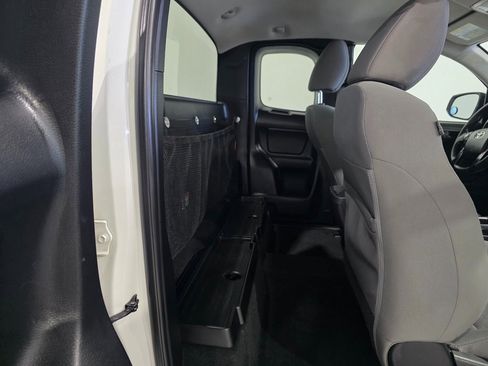 Used 2021 Toyota Tacoma SR5 image 21