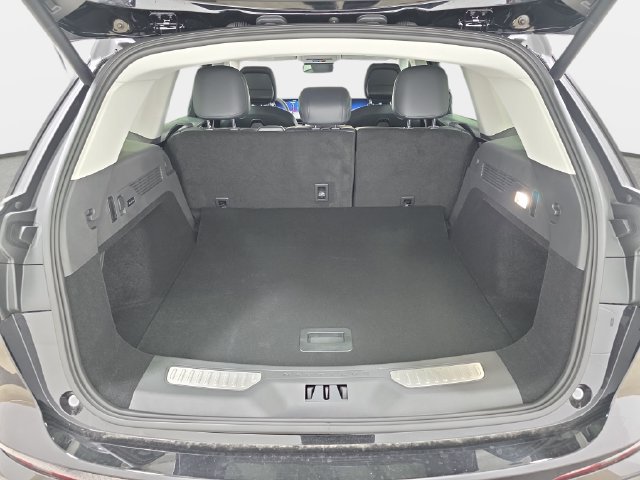 New 2026 Lincoln Nautilus Premier w/ Jet Appearance Package AWD/4WD image 31