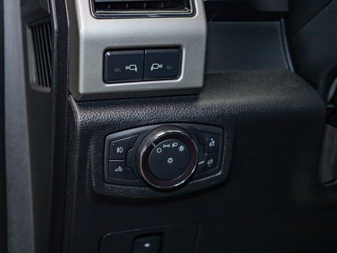 Used 2019 Ford F250 Lariat image 20